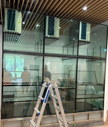 商場中庭大型魚缸工程案例