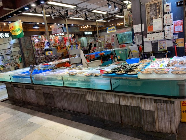 大型街市魚缸 — 5 層以上組合式街市海鮮缸工程